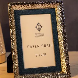 AARVI DECOR STUDIO Silver-Toned 1 Pieces Metal Table Photo Frames image 4