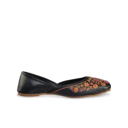 CATBIRD Women Ethnic Mojaris with Embroidered Flats image 2