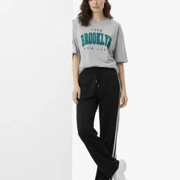 ayvina Tshirt Pant Co-ords Set image 5