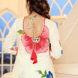 Lavanya The Label Women Cream-Coloured Pure Cotton Hand Floral Kurta Set image 4