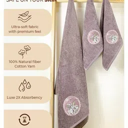 rangoli Pack of 3 Embroidered Bath Towel image 3