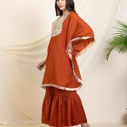 deebaco Women Rayon 2-Piece Sets image 3