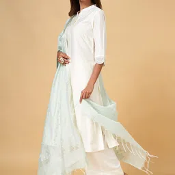 RANGMANCH BY PANTALOONS Floral Woven Design Dupatta with Zari image 5