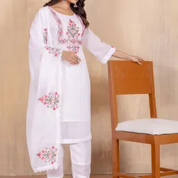 Sita Thread Work Embroidered Kurta with Trouser & Dupatta image 5