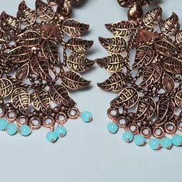 Jolly Faces Artificial Beaded Floral Drop Earrings image 4