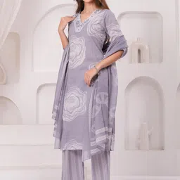 KALINI Women Printed Calf Length Regular Pure Cotton Straight Kurta with Trousers &Dupatta image 4