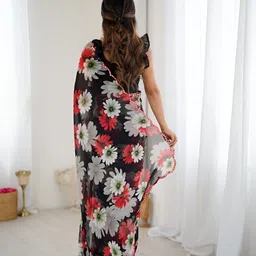 HMP Fashion Floral Printed Sequinned Saree image 4