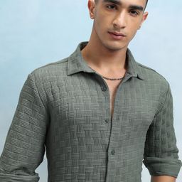 HIGHLANDER Men Spread Collar Textured Solid Casual Shirt-picture-37