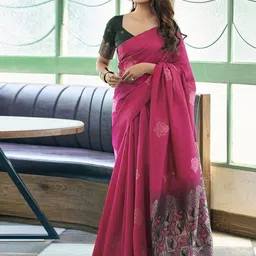 DIVASTRI Ethnic Motifs Zari Silk Blend Saree-picture-25