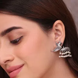 Fida Animal Shaped Drop Earrings-picture-18