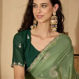 Satrani Paisley Embroidered Scallop Border Saree-picture-18