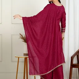 House of Pataudi Printed Round Neck Kurta & Trousers With Dupatta image 2