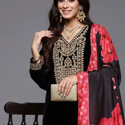 Indo Era Floral Yoke Design Sequinned Velvet Straight Kurta With Trousers & Dupatta-picture-41