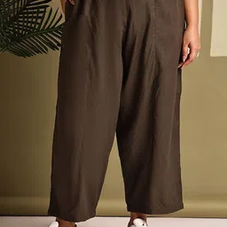 theRebelinme Women Relaxed High-Rise Easy Wash Trousers-picture-24