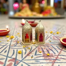 the urban deqorum Gold Iron Table Lantern image 2