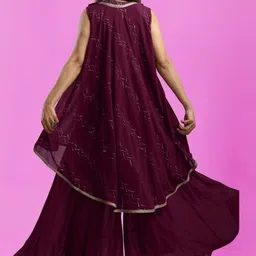 PARROT CREATION Geometric Embroidered Halter Neck Crop Top With Palazzos & Shrug image 4