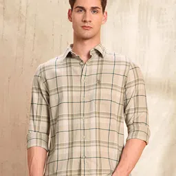 U.S. Polo Assn. Denim Co. Men Checked Spread Collar Cotton Casual Shirt-image-4