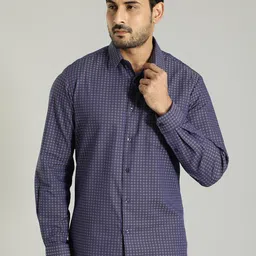 Indian Terrain Men India Slim Spread Collar Solid Cotton Slim Fit Casual Shirt-picture-28