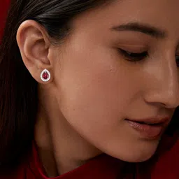 MINUTIAE Heart Shaped Studs Earrings-picture-16