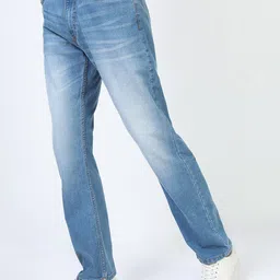 HIGHLANDER Men Blue Straight Fit Heavy Fade Stretchable Jeans image 2