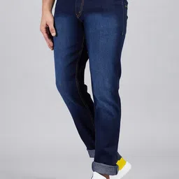 STUDIO NEXX Men Slim Fit Mid-Rise Clean Look Light Fade Stretchable Jeans image 3