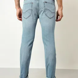Lee Men Slim Fit Low Distress Light Fade Stretchable Cotton Regular Jeans image 5