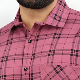 rodeiz Men Slim Fit Checkered Spread Collar Casual Shirt image 4