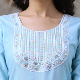 AUZAAI COLLECTION Selection Of 2 Solid Thread Work Round Neck Straight Kurtas image 3