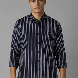 Louis Philippe Sport Men Spread Collar Vertical Striped Cotton Slim Fit Casual Shirt-picture-19