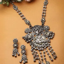 Moedbuille Silver-Plated Kundan-Studded Oxidised Necklace And Earrings-picture-45