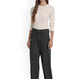 DKNY Women Flared Mid-Rise Cotton Non Stretchable Washed Jeans image 5