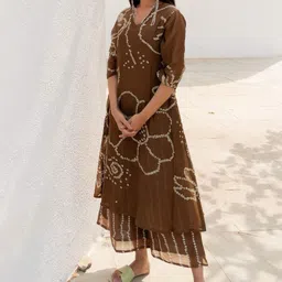 GoSriKi Women Floral Printed Regular Kurta with Palazzos image 4