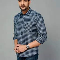 BLACKLILLY Men Standard Slim Fit Checked Casual Shirt image 3