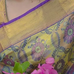 Mameraa Woven Design Zari Pure Silk Handloom Kanjeevaram Saree image 4