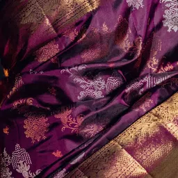 VASTRAHUT Woven Design Zari Banarasi Saree image 5