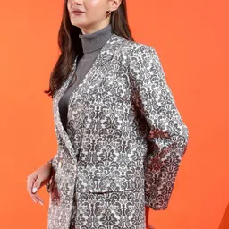 Stylecast X Kotty Women Printed Notched Lapel Single-Breasted Overcoat image 5