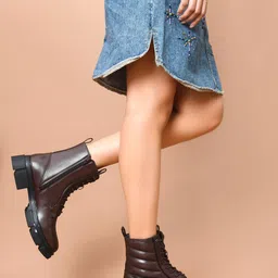 SHUZ TOUCH Women Textured Block-Heeled Combat Boots-image-45
