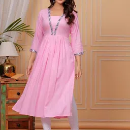 clothonus Floral Embroidered Mirror Work V-Neck Empire Kurta-picture-10