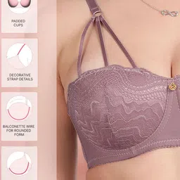 Susie Bra Medium Coverage Underwired Lightly Padded image 4