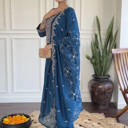 Siya Fashion Women Floral Embroidered Regular Thread Work Kurta with Trousers & With Dupatta image 5
