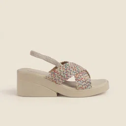 Metro Women Textured Block Heels Sandals image 2