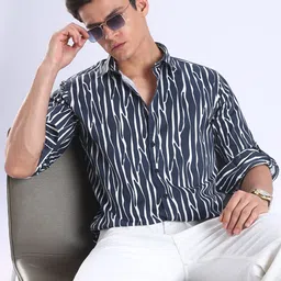 COOL COLORS Men Comfort Slim Fit Abstract Printed Spread Collar Cotton Casual Shirt image 3