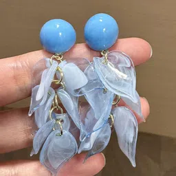 StyleCast x Revolte Artificial Beads Beaded Leaf Shaped Drop Earrings image 4