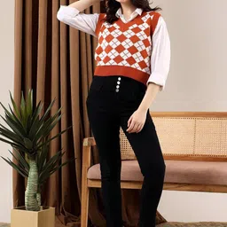 NOWI Women Argyle Colourblocked Woollen Crop Sweater Vest-image-55