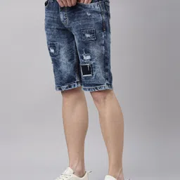 CINOCCI Men Washed Slim Fit Distressed Denim Shorts image 4