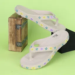 aqualite Women Slippers-picture-17