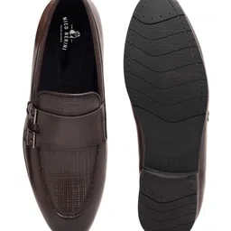 NICO NERINI Men Textured Loafers image 5