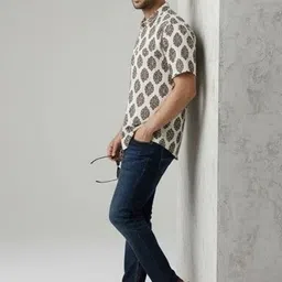 MANRANGI Men Slim Fit Printed Casual Shirt image 3