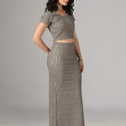 Selvia Edge Checked Round Neck Crop Top With Maxi Skirt Co-Ords image 2