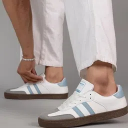 DODA Slip-On Sneakers image 2